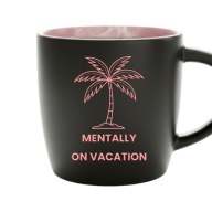 Kubek grawer Czarny Mat Różowe Wnętrze Palma Mentally On Vacation