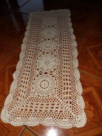 Beżowy bieżnik koronkowy, szydelko - 37 cm x 90 cm