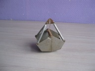 Stara zabawka GECEVO chwytak kopiący, czerpak piasku, łyżka