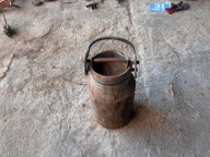 bańka po mnieku z czasow PRL stara zardzewiała do celow dekoracyjnych 10 l