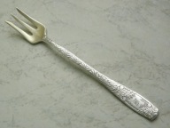 # Piękny posrebrzany widelczyk do cytryn #