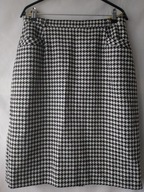 Spódnica biało czarna w dużą pepitę - 42/44