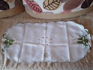 Świąteczny bieżnik z zielonym haftem - 87cm x 39cm - bdb !!!