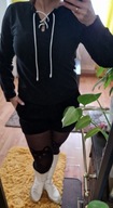 Czarna bluza sznurowany dekolt Pakuten M/L