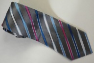 KRAWAT, NATURALNY JEDWAB MORWOWY. SZARY, PASY KOLOROWE.142/9 cm.