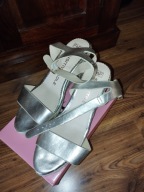 Sandały damskie na koturnie F&F 38