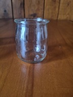 małe szklane słoiczki