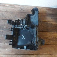 OBUDOWA SKRZYNKA BEZPIECZNIEKÓW NISSAN X-TRAIL T32