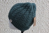 Wełniana czapka z warkoczami, L, zieleń lasu, 100% wełna merino, rękodzieło