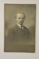 ŁÓDŹ ATELIER PETRI PORTRET MĘŻCZYZNY 1919 r. KARTONIK CDV ZOBACZ!
