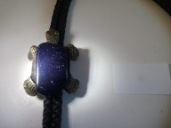 BLO 526 KRAWAT BOLO-ŻÓŁW NOC KAIRU