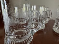 Kufle szklane bogato zdobione z czasów PRL lata 70 te 5 sztuk Vintage