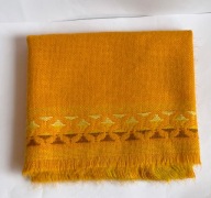 Miodowy obrus wełna