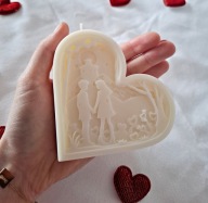 Świeczki na Dzień Kobiet, naturalna sojowa świeczka Serce z obrazem prezent