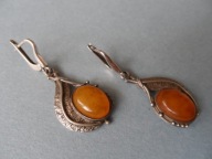 Klasyka. Kolczyki -srebro i bursztyn