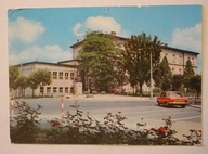 WADOWICE. Liceum ogólnokształcące i pomnik Emila Zegadłowicza