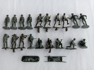 Zestaw żołnierzyków Monte Casino 21 x sztuk figurki 1:72 PRL