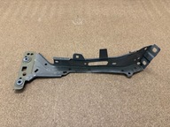 AUDI A4 B9 8W MOCOWANIE BŁOTNIKA PRAWY PRZÓD 8W0821136C