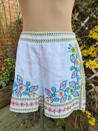 Boden krótkie spodenki lniane len linen lin lino haftowane haft r 42