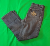 Jeansy Mergler z cyrkoniami na tylnej kieszeni