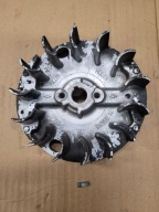 BRIGGS KOŁO MAGNESOWE KLIN 300 400E 450E 550 575E 625E 125/140cm3