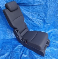 HONDA ODYSSEY 17-23 FOTEL ŚRODKOWY DRUGI RZĄD