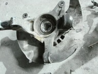 PIASTA LEWY PRZÓD AVENSIS VERSO 2.0 D4D 2003 ZDROWA WŁOCHY