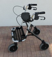 chodzik balkonik w dobrym stanie