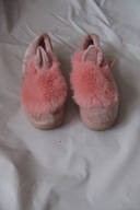 TRAMPKI Z POMPONEM ROZM 33