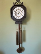 Wiszący Gustav Becker - stary i sprawny