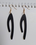 Czarne drewniane lekkie kolczyki ażurowe