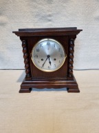 Bardzo ładny zegar kominkowy kapliczkowy JUNGHANS