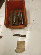 fiat 126p sworzeń zwrotnicy