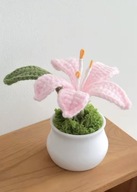 Kwiatek w doniczce – Lilia na szydełku – Walentynki Jasno Różowy