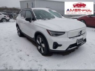 Volvo XC 40 2023r., 4x4, Elektryczny 402KM