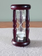 KLEPSYDRA PIASKOWA DREWNIANA PRL