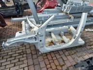 **** FARTUCH ĆWIARTKA PODŁUŻNICA SŁUPEK PRÓG LEWA VOLVO XC40 ****