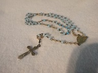 Uroczy różaniec ze szklanych koralików