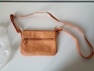 Śliczna markowa galanteria torebeczka brzoskwiniowo morelowa