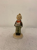 Spiewajacy chlopiec Hummel