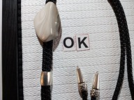 BLO 694 KRAWAT BOLO KAMIEŃ KRZEMIEŃ PASIASTY