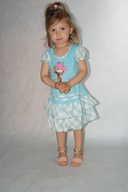 UROCZA LETNIA SUKIENKA Z DZIEWCZYNKĄ ROZM.110 (8) NIEBIESKA