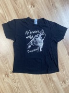 BLUZKA ,KRÓTKI RĘKAW,CZARNA z APLIKACJĄ ,,WILK W BIESZCZADACH'' R. L/170