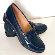 Klasyczne mokasyny damskie 39