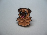 PIN PRZYPINKA BROSZKA PIES PIESEK MOPS W KARTONIE