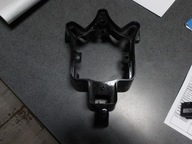 Maserati Levante mocowanie radaru znaczka