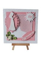 ZAPROSZENIA KOMUNIA DZIEWCZYNKA W RAMCE KORONKOWEJ K4 RÓŻ - BIEL