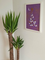 Obraz ręcznie malowany w ramce "Dama z motylami" 30x40 cm