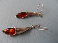 Klasyka. Kolczyki -srebro bursztyn