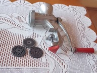 Maszynka żeliwna do mielenia mięsa alfa z okresu PRL nr 5 !!